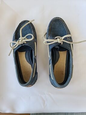 Frye Quincy Tie  Blue Perforated Leather Boat Shoes 7.5M